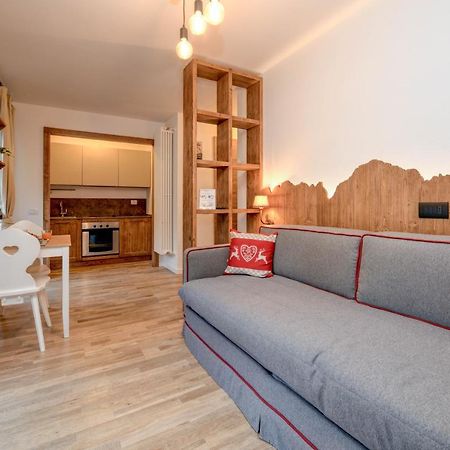 Residence Rta La Rosa Delle Dolomiti Carisolo Zewnętrze zdjęcie