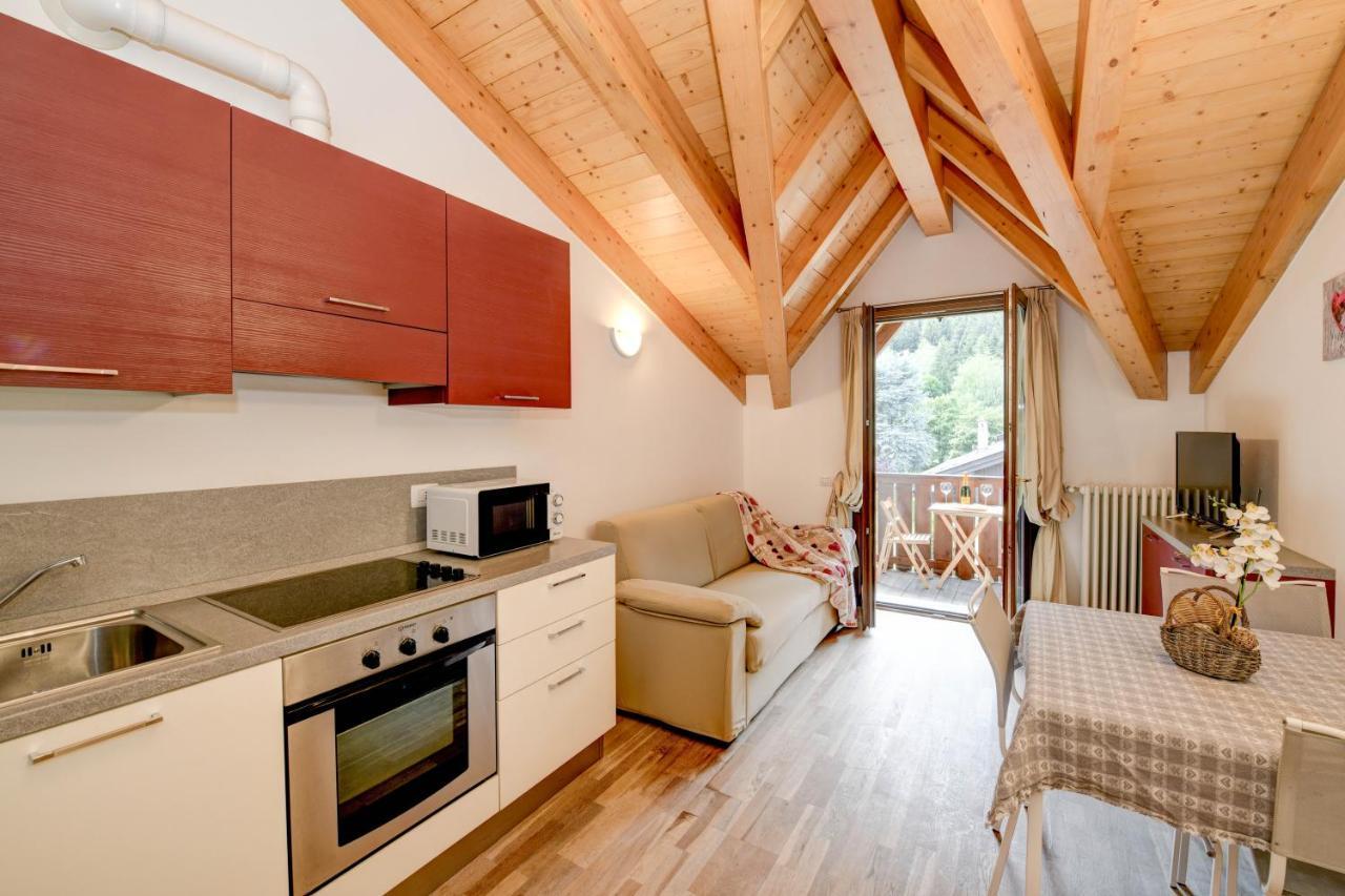Residence Rta La Rosa Delle Dolomiti Carisolo Zewnętrze zdjęcie