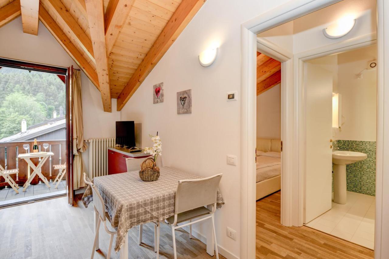 Residence Rta La Rosa Delle Dolomiti Carisolo Zewnętrze zdjęcie