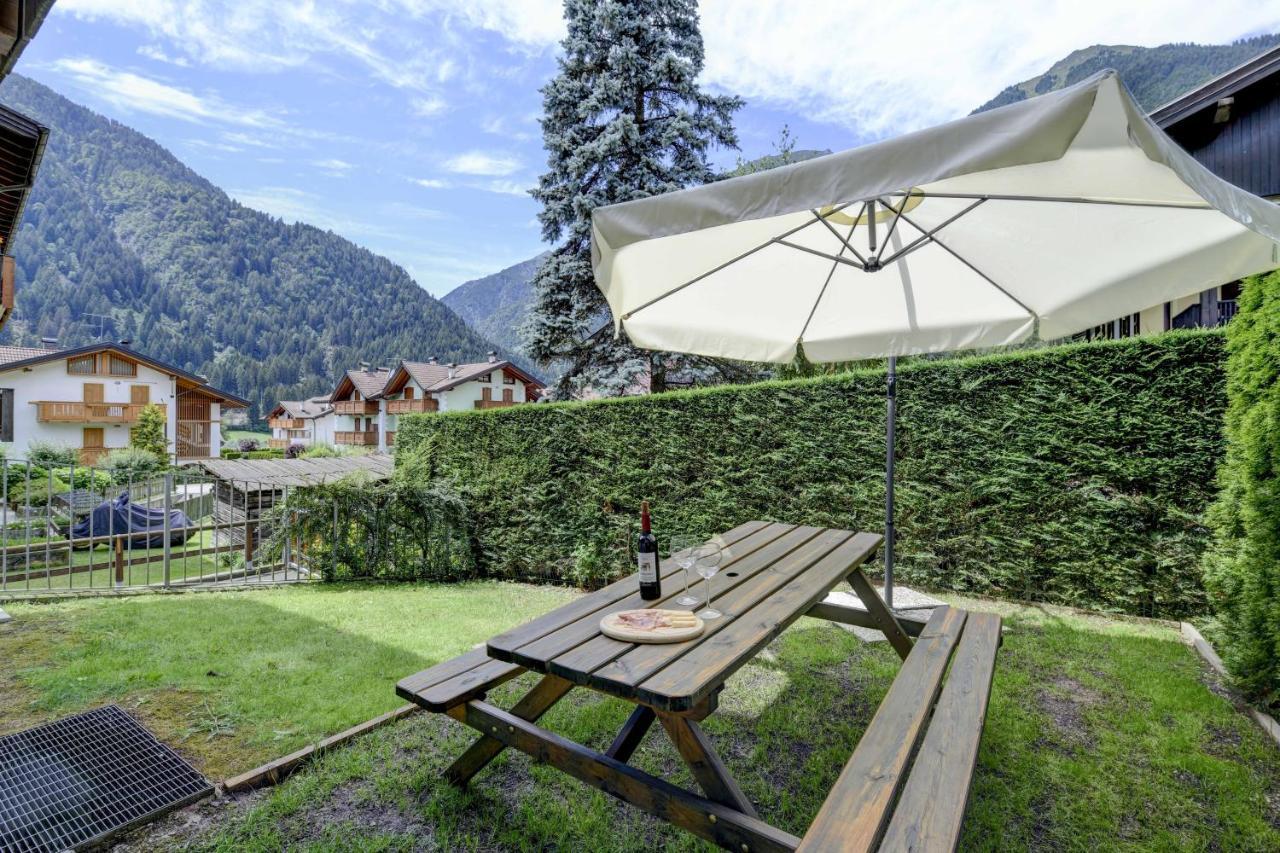 Residence Rta La Rosa Delle Dolomiti Carisolo Zewnętrze zdjęcie