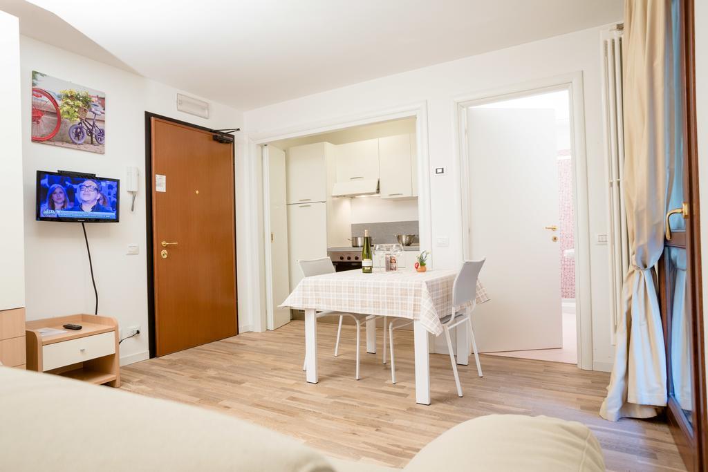 Residence Rta La Rosa Delle Dolomiti Carisolo Zewnętrze zdjęcie