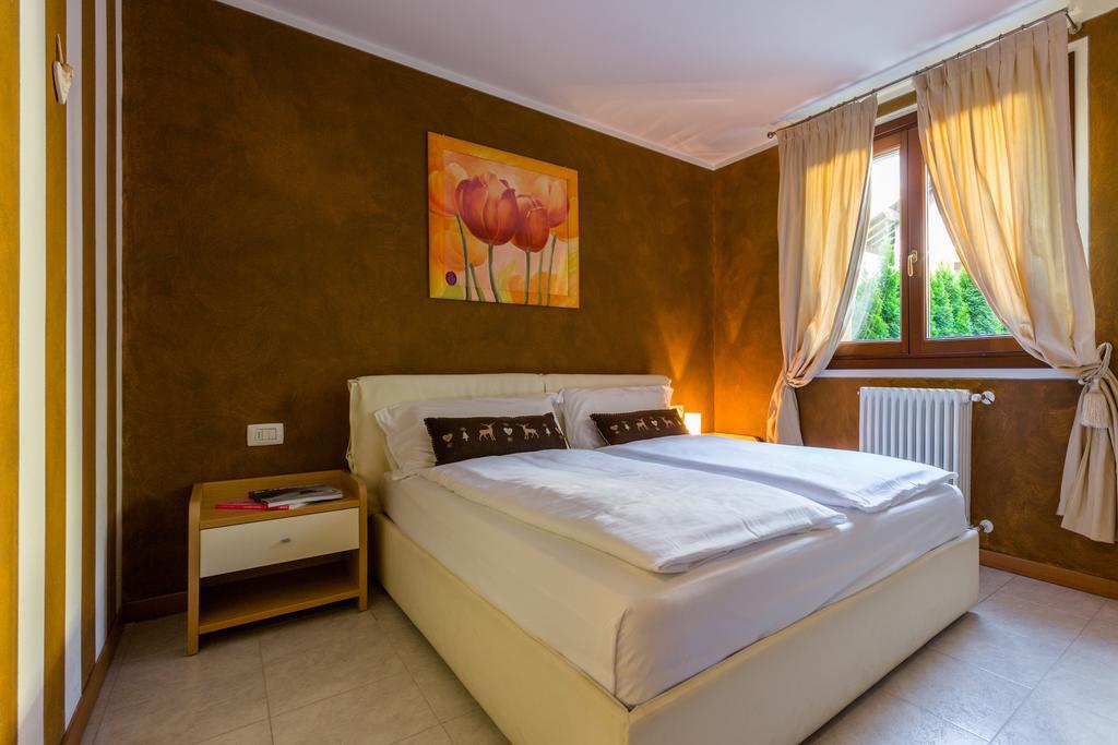 Residence Rta La Rosa Delle Dolomiti Carisolo Zewnętrze zdjęcie