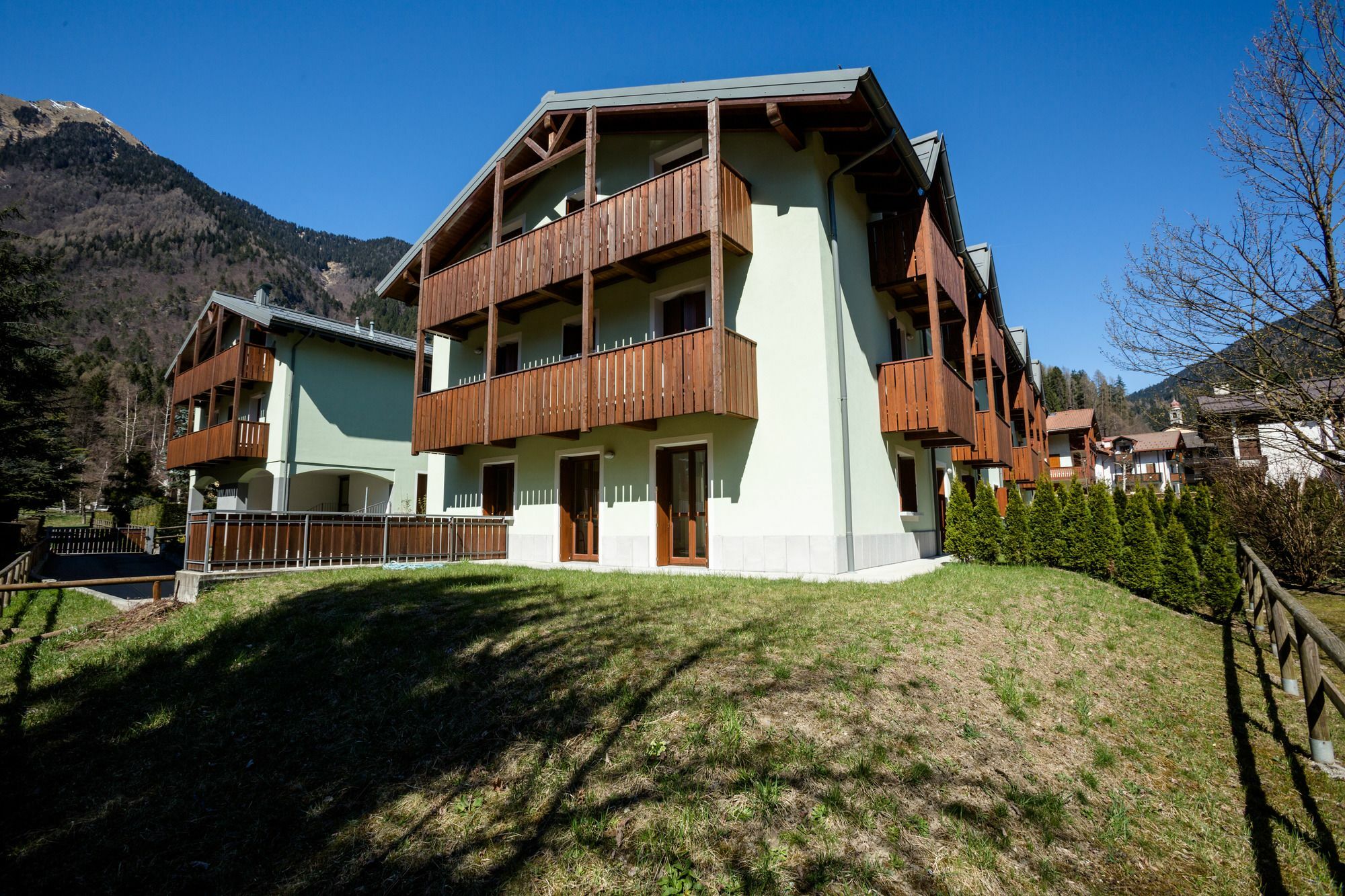Residence Rta La Rosa Delle Dolomiti Carisolo Zewnętrze zdjęcie
